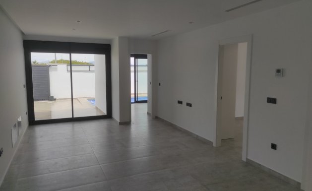 Venta - Chalet - Benijófar