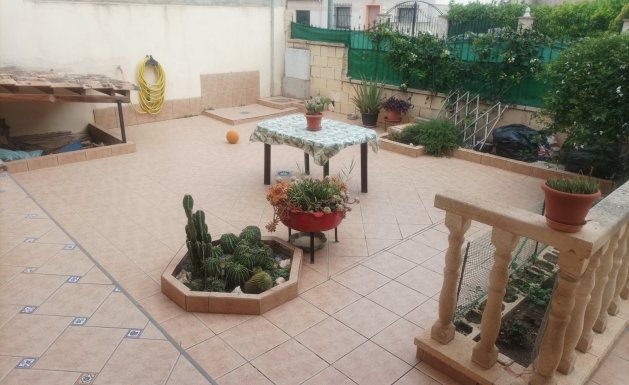 Venta - Casa  - Daya Nueva