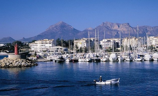 Nueva construcción - Chalet - Finestrat