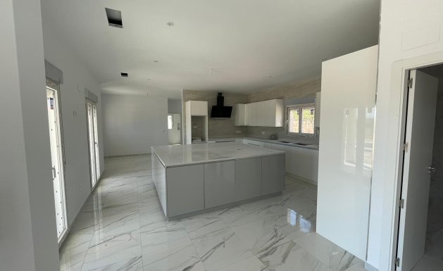 Nueva construcción - Chalet - Pinoso