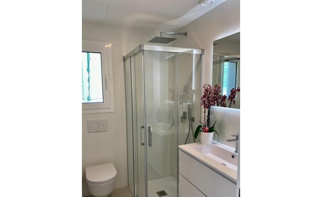 Nueva construcción - Chalet - Finestrat