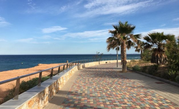 Nueva construcción - Chalet - Pilar de La Horadada