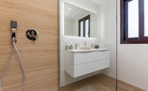 Nueva construcción - Chalet - Finestrat