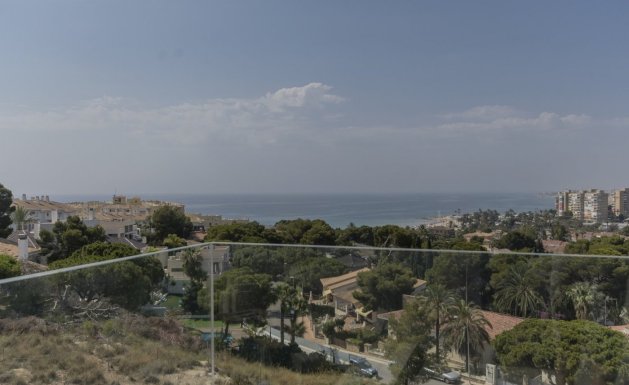 Nueva construcción - Chalet - Orihuela Costa