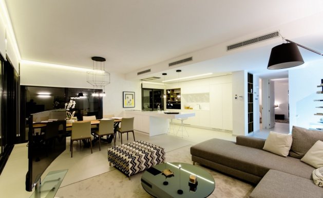 Nueva construcción - Chalet - Orihuela Costa