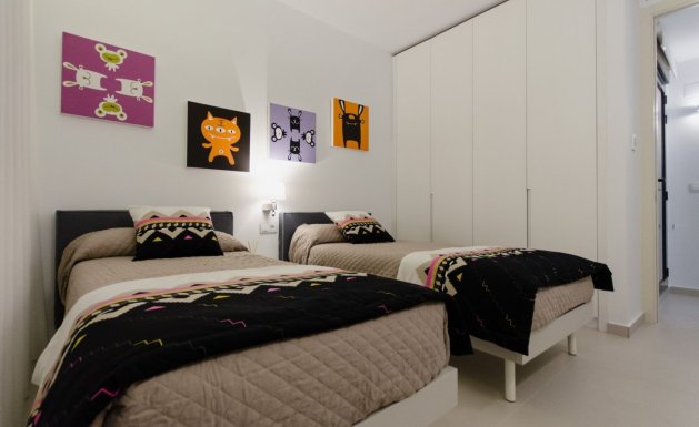 Nueva construcción - Chalet - Orihuela Costa