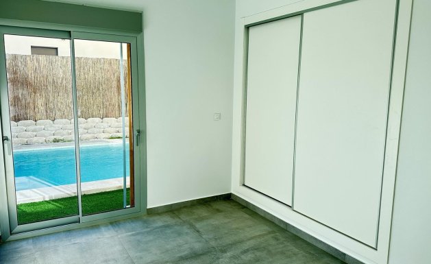 Nueva construcción - Chalet - Algorfa
