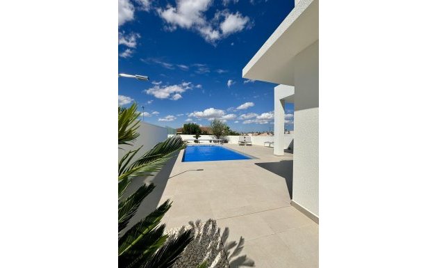 Nueva construcción - Chalet - Benijófar