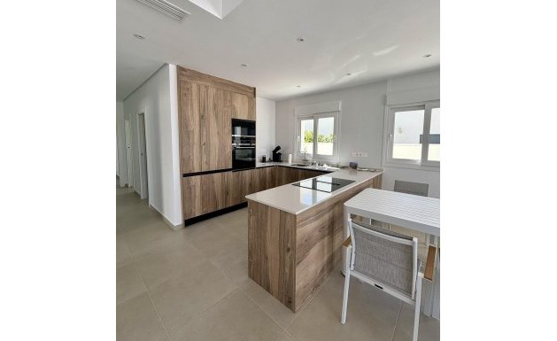 Nueva construcción - Chalet - Benijófar