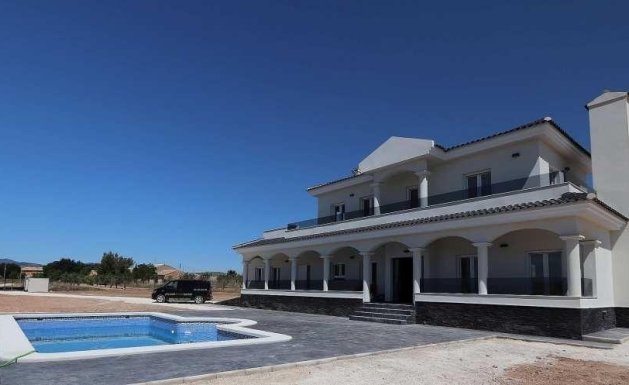 Nueva construcción - Chalet - Pinoso