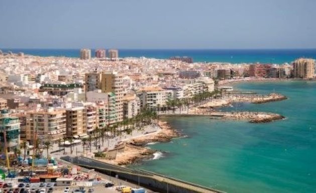 Nueva construcción - Chalet - Torrevieja