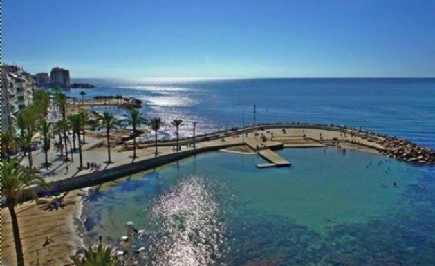 Nueva construcción - Chalet - Torrevieja