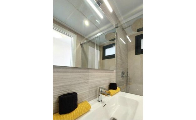 Nueva construcción - Apartamento - San Miguel de Salinas