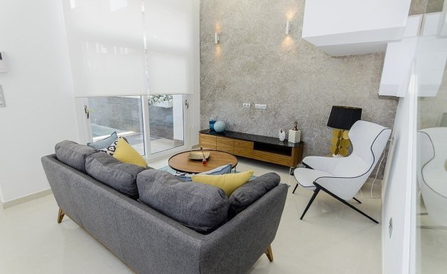 Nueva construcción - Chalet - Los Montesinos
