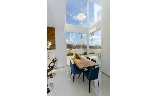 Nueva construcción - Chalet - Los Montesinos