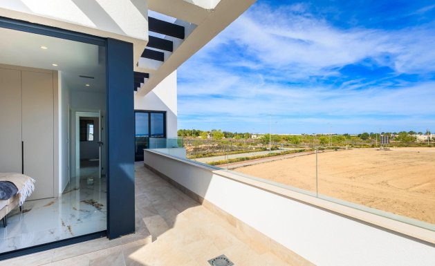 Nueva construcción - Chalet - Pilar de La Horadada