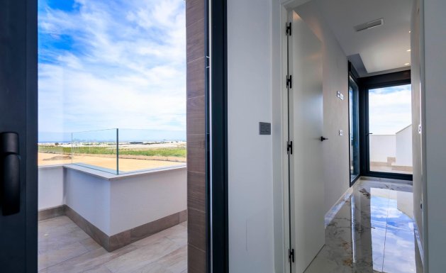 Nueva construcción - Chalet - Pilar de La Horadada