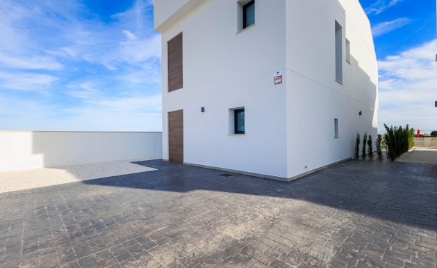 Nueva construcción - Chalet - Pilar de La Horadada