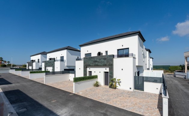 New Build - TOWNHOUSE - Gran Alacant
